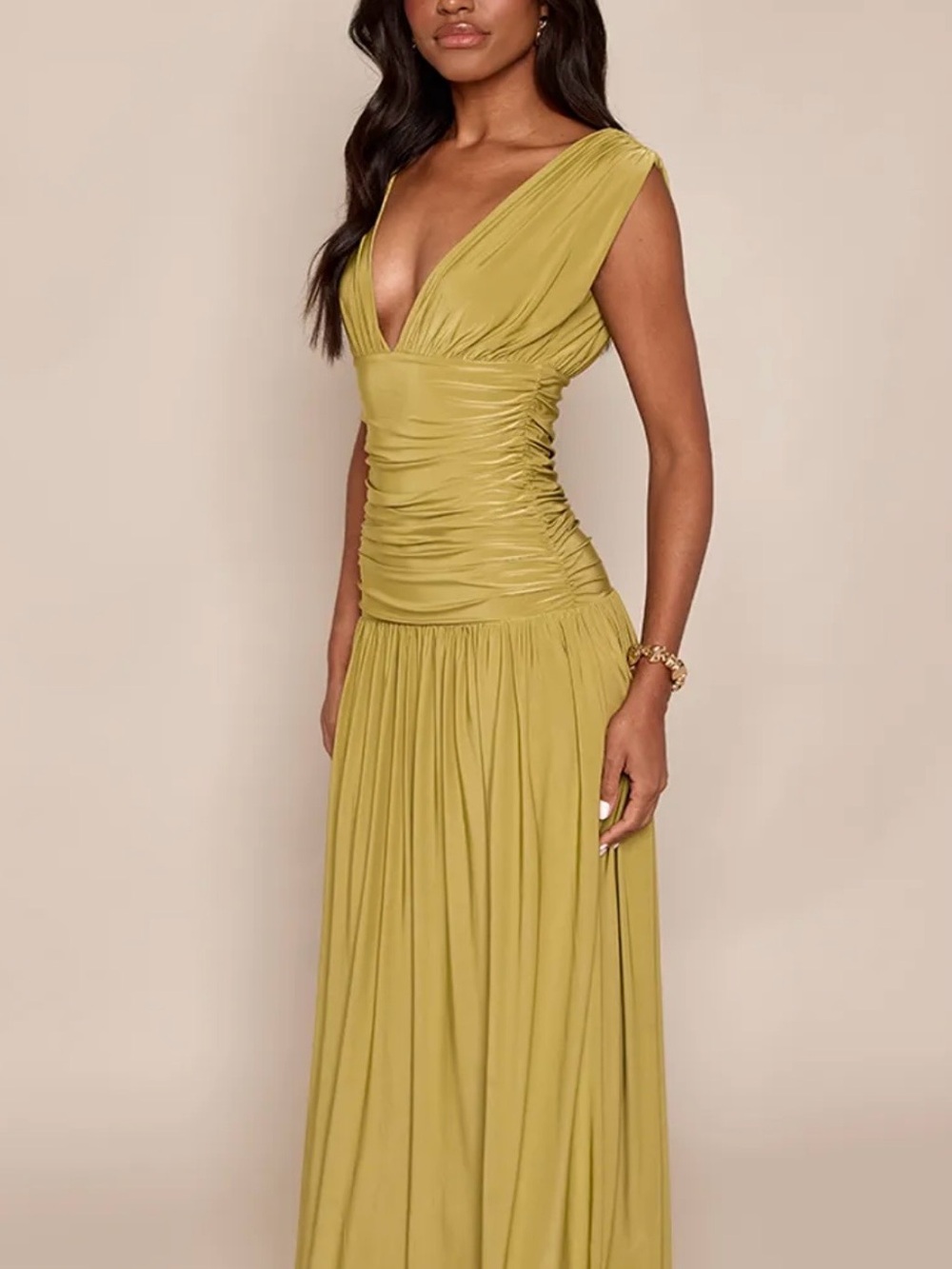 PrettyLittleThing Olive Green Ruched Maxi Dress
